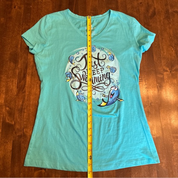 Disney Parks Finding Nemo Dory Just Keep Swimming Tee Shirt XXL **Runs Small** - Picture 3 of 5